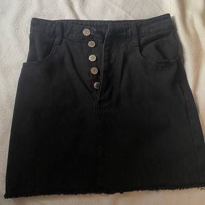 Brandy Melville skirt